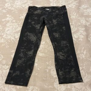 Columbia capri leggings / tights size small